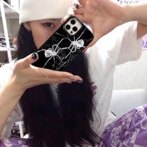 Suitable For 15 Phone Case IPhone14 Half Pack Women